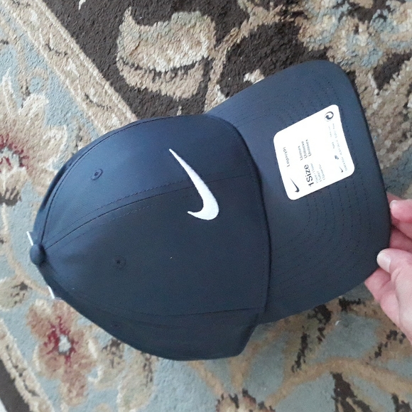 Nike Accessories - 1 left 4x*Host Pick*Nike Legacy 91 dri-fit unisex hat